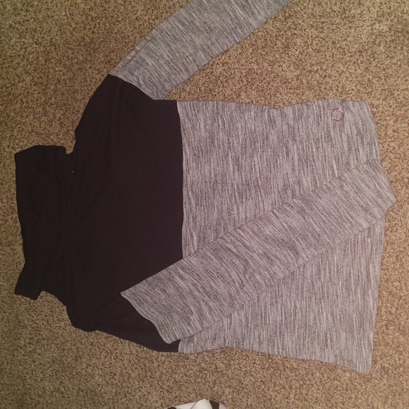 Black turtleneck sweater - Picture 1 of 1